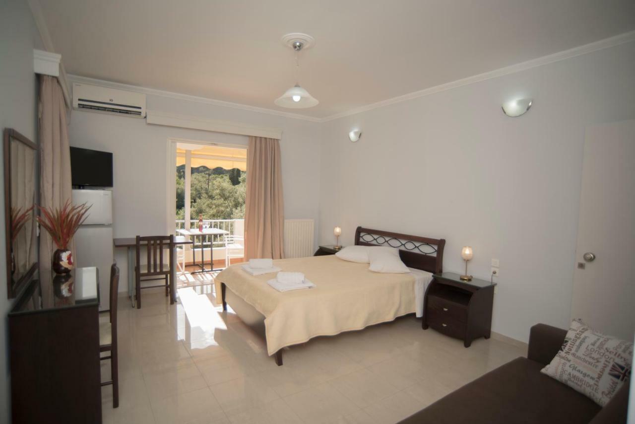Margarita Apartments Никиана Екстериор снимка
